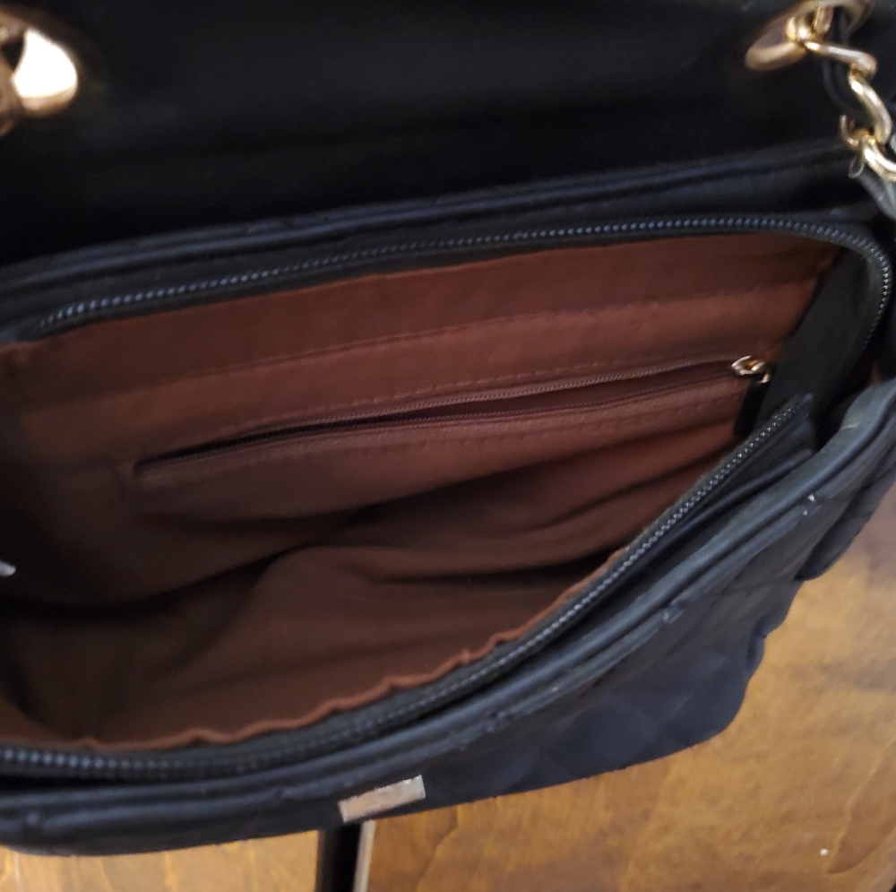 Black cross-body purse